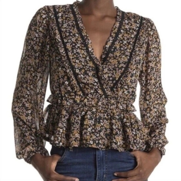 ASTR The Label S Blouse Black Cream Floral Long Sleeve Top EUC - Picture 1 of 2
